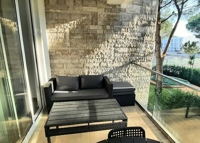 Comfortable Big Apartment-san Pietro Resort, Lalez, 公寓 *