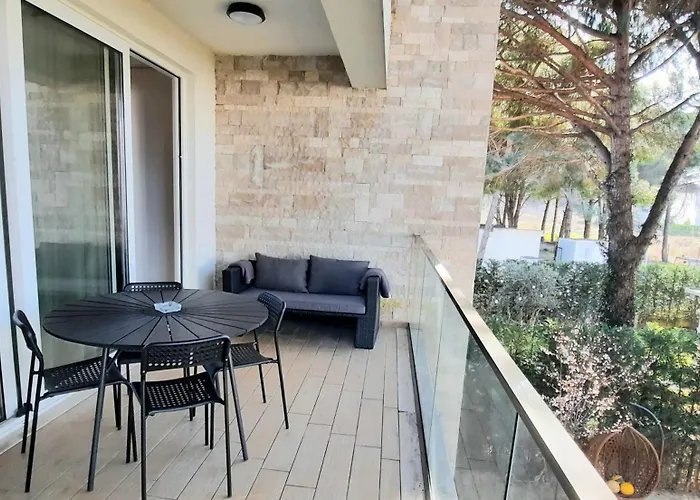 公寓 Comfortable Big Apartment-san Pietro Resort, Lalez, *