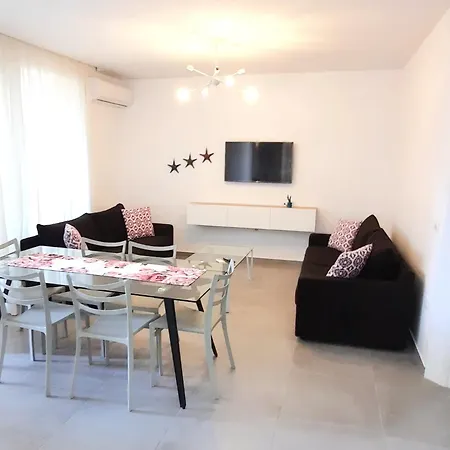 Comfortable Big Apartment-san Pietro Resort, Lalez,